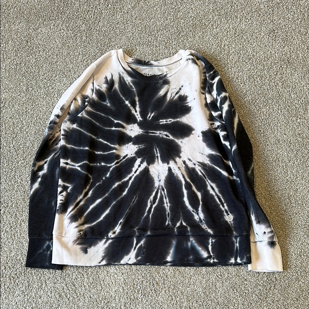 Torrid Black and White Tie-Dye Sweatshirt